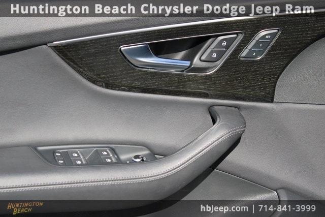 used 2023 Audi Q7 car, priced at $35,900