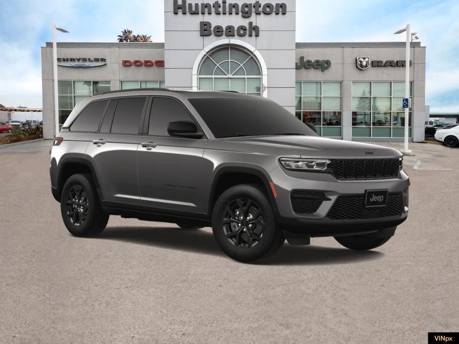 new 2024 Jeep Grand Cherokee car, priced at $44,000