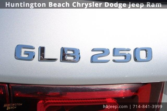 used 2021 Mercedes-Benz GLB 250 car, priced at $25,200