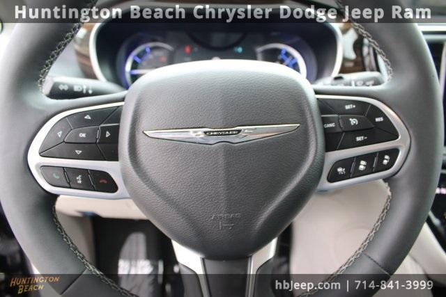 used 2023 Chrysler Pacifica Hybrid car, priced at $31,800