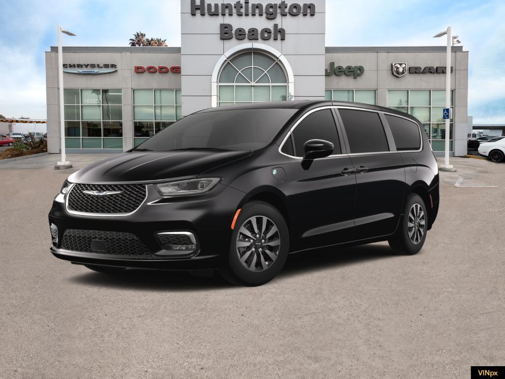 new 2025 Chrysler Pacifica Hybrid car, priced at $36,695