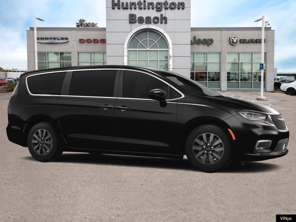 new 2025 Chrysler Pacifica Hybrid car, priced at $36,200