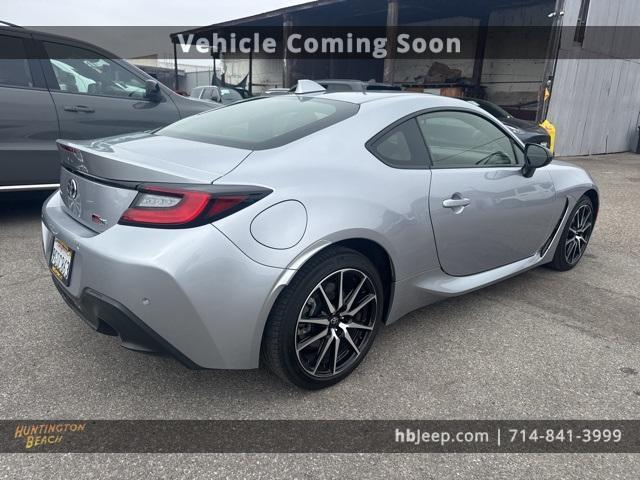 used 2023 Toyota GR86 car, priced at $26,914