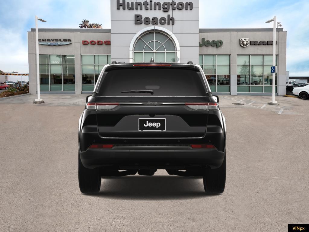 new 2025 Jeep Grand Cherokee car, priced at $38,037