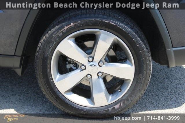 used 2015 Jeep Grand Cherokee car, priced at $11,800