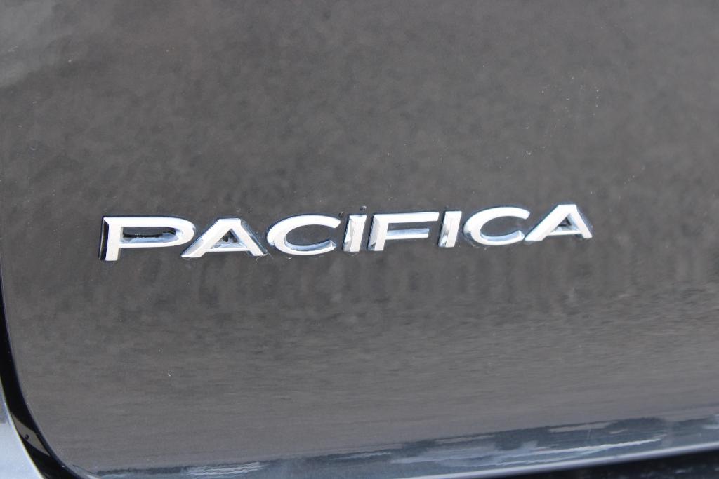 used 2020 Chrysler Pacifica car, priced at $15,990