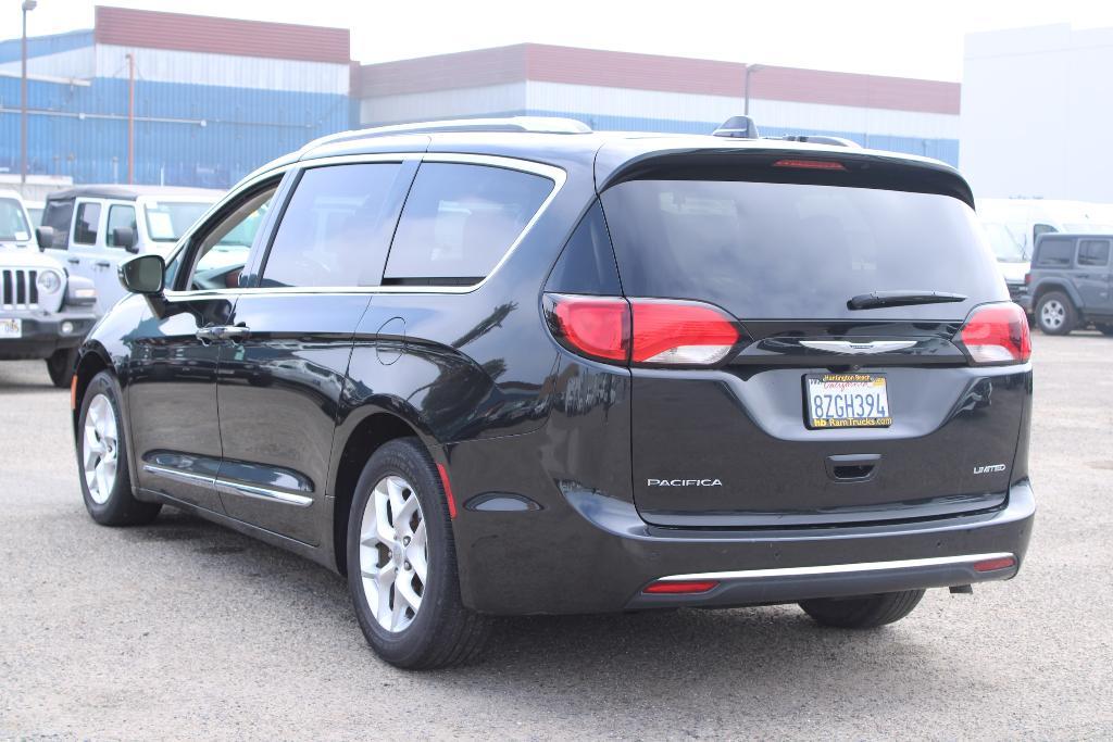 used 2020 Chrysler Pacifica car, priced at $15,990