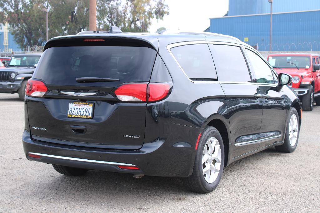 used 2020 Chrysler Pacifica car, priced at $15,990