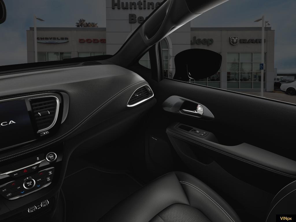 new 2025 Chrysler Pacifica Hybrid car, priced at $35,100