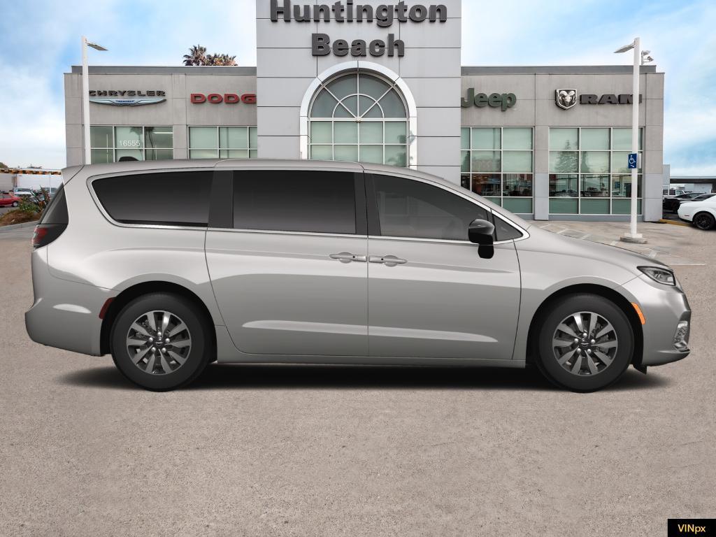 new 2025 Chrysler Pacifica Hybrid car, priced at $35,100