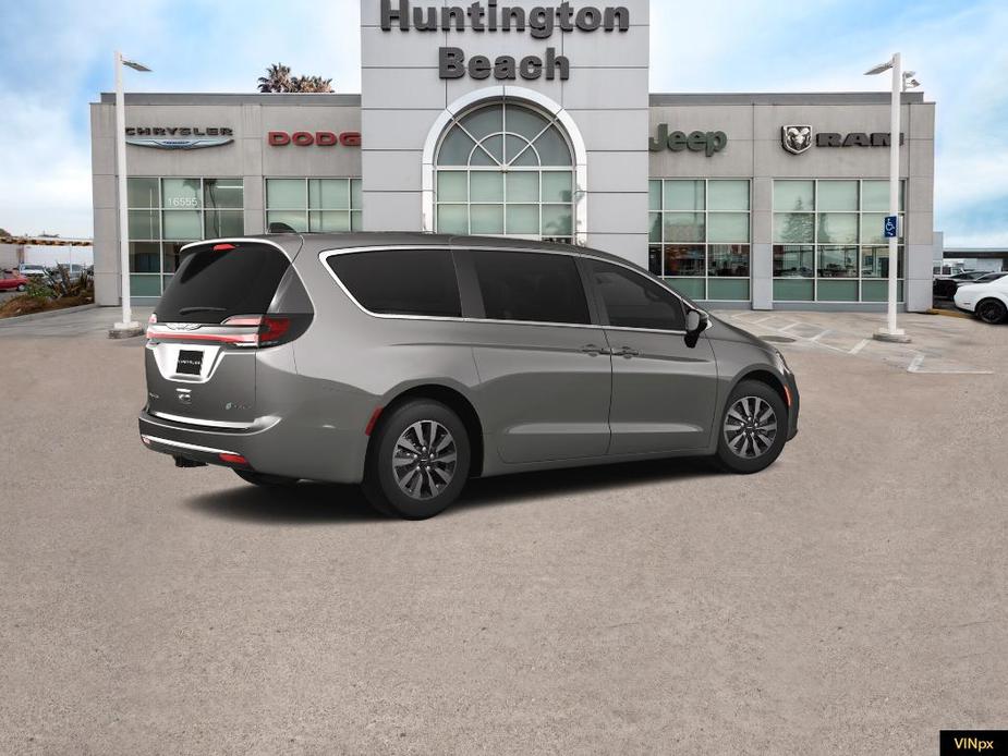 new 2025 Chrysler Pacifica Hybrid car, priced at $42,593