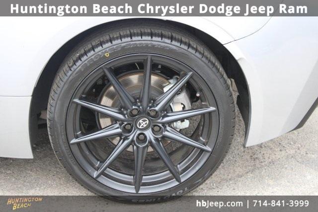 used 2022 Toyota GR86 car, priced at $27,990