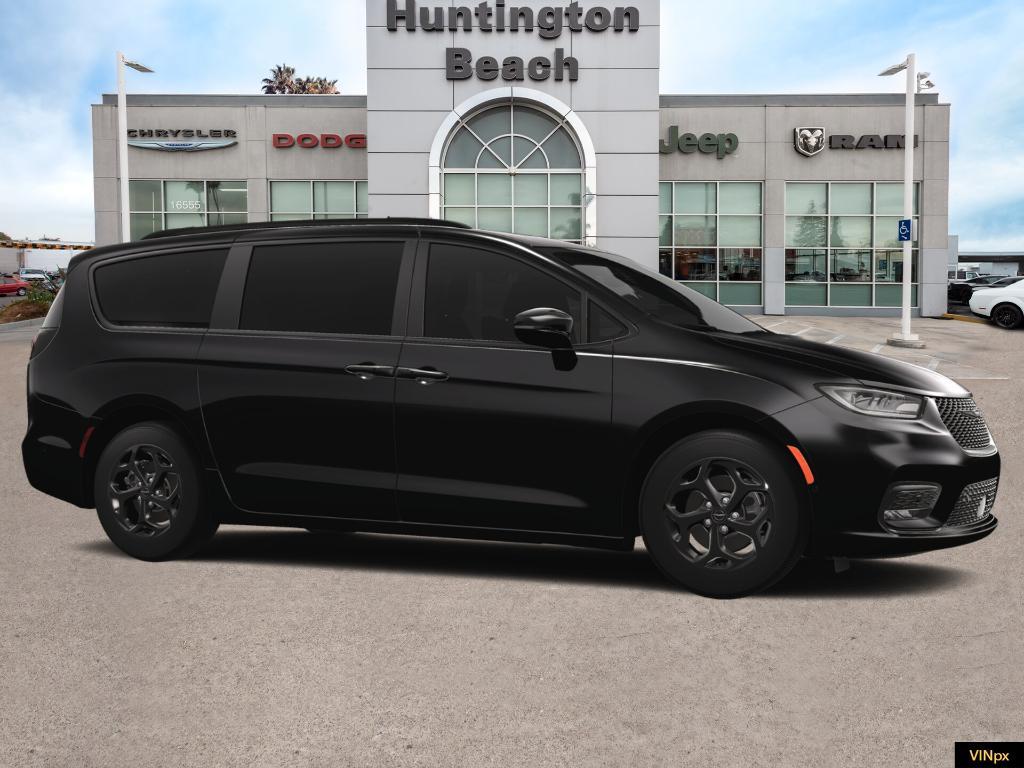 new 2025 Chrysler Pacifica Hybrid car, priced at $47,235