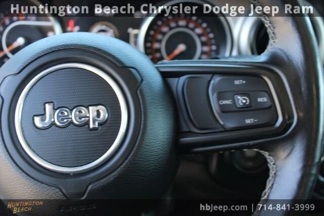 used 2021 Jeep Wrangler Unlimited car, priced at $27,300