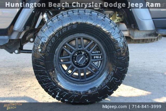 used 2021 Jeep Gladiator car, priced at $34,990