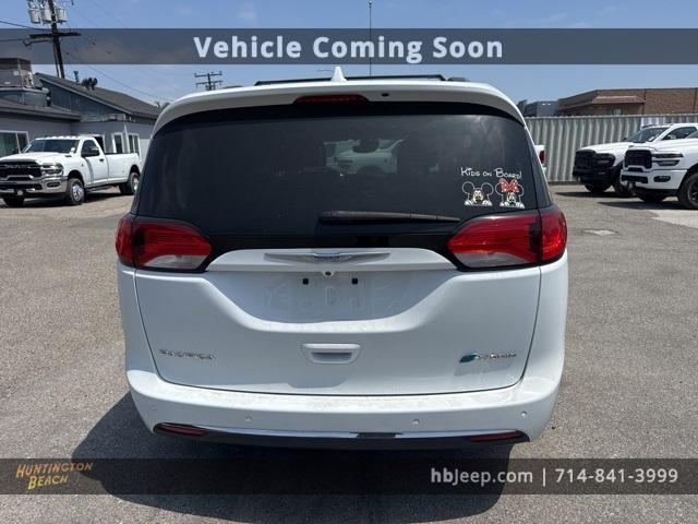 used 2018 Chrysler Pacifica Hybrid car, priced at $15,895