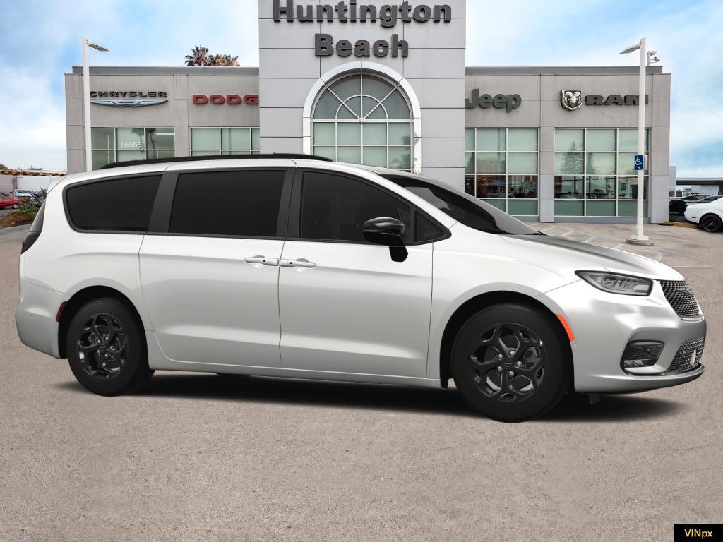 new 2025 Chrysler Pacifica Hybrid car, priced at $48,369