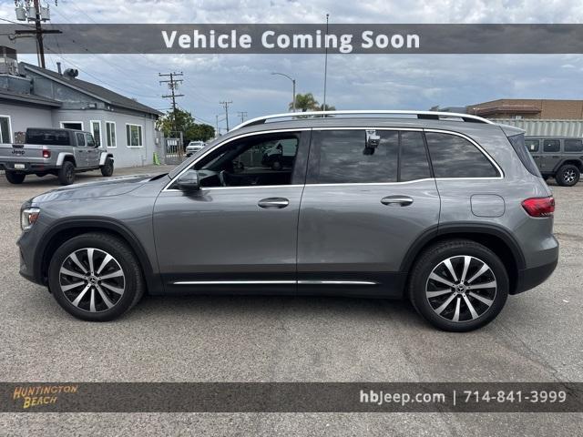 used 2020 Mercedes-Benz GLB 250 car, priced at $19,900