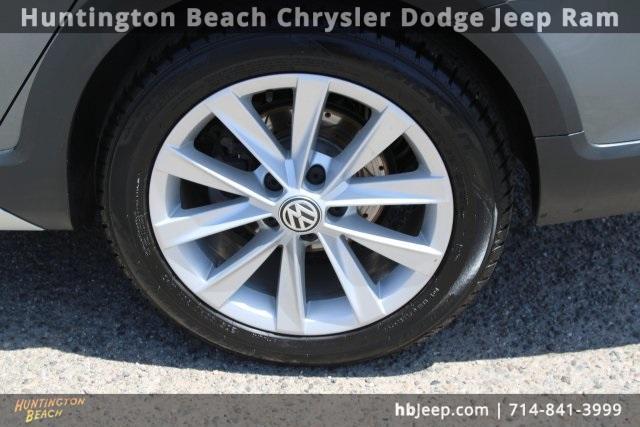 used 2019 Volkswagen Golf Alltrack car, priced at $20,380