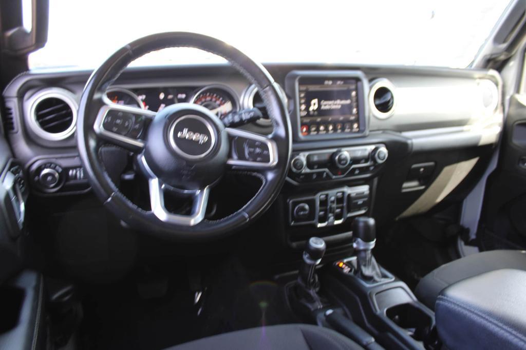 used 2022 Jeep Wrangler Unlimited car, priced at $27,900