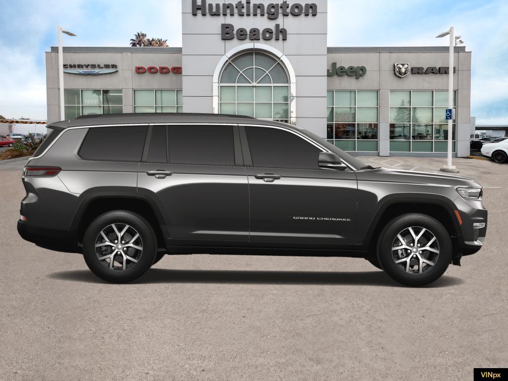 new 2024 Jeep Grand Cherokee L car, priced at $32,700