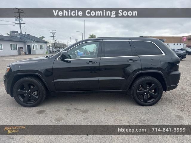 used 2015 Jeep Grand Cherokee car, priced at $11,899