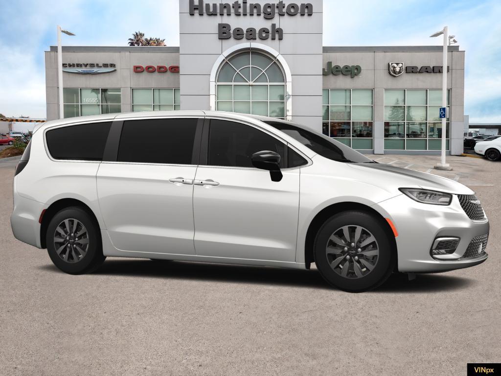 new 2025 Chrysler Pacifica Hybrid car, priced at $36,600