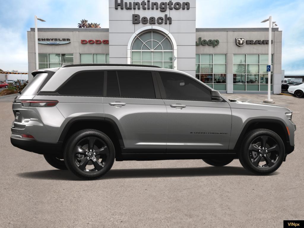 new 2025 Jeep Grand Cherokee car, priced at $48,902