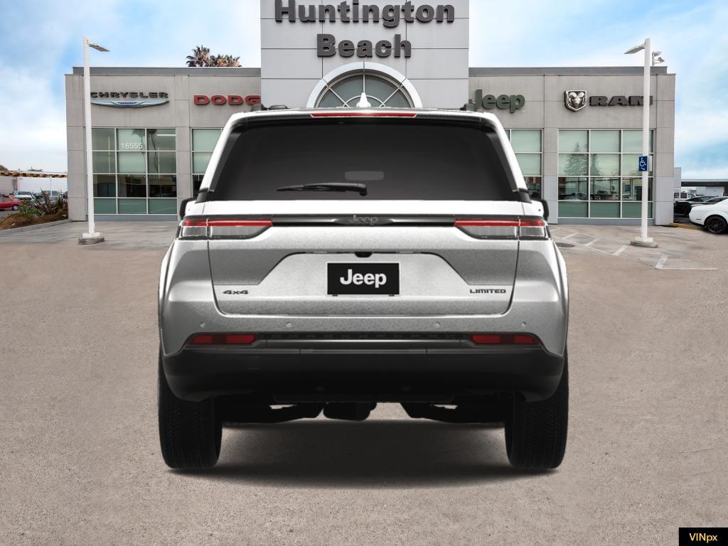 new 2025 Jeep Grand Cherokee car, priced at $48,902