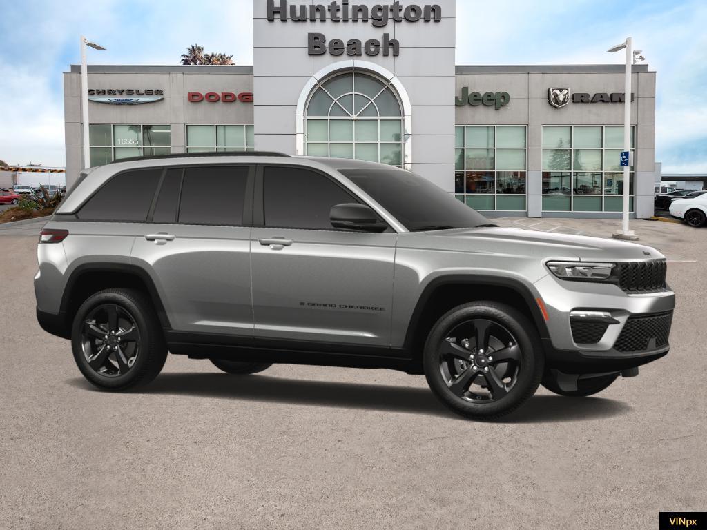 new 2025 Jeep Grand Cherokee car, priced at $48,902