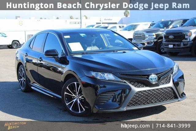 used 2020 Toyota Camry Hybrid car, priced at $20,227