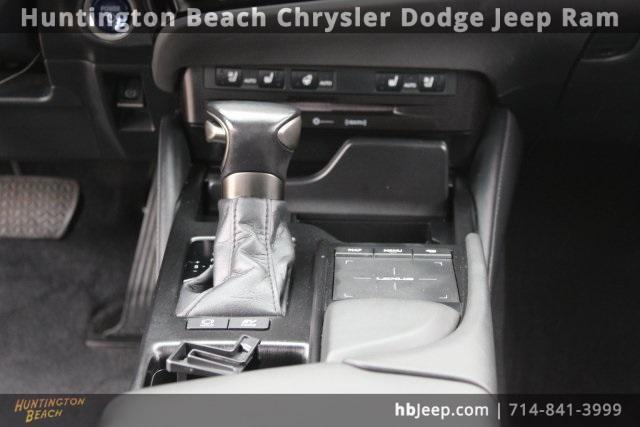used 2022 Lexus ES 300h car, priced at $28,800