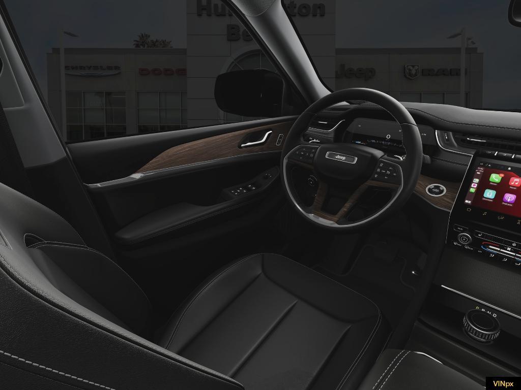 new 2025 Jeep Grand Cherokee L car, priced at $44,400
