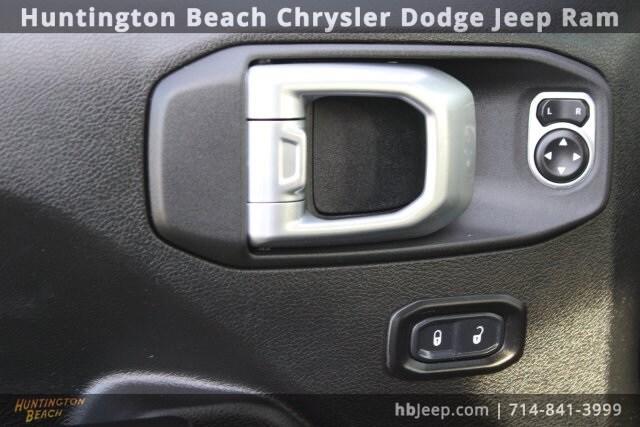 used 2021 Jeep Wrangler Unlimited car, priced at $28,400