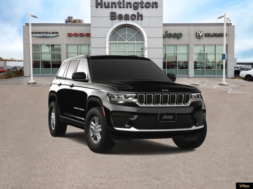 new 2023 Jeep Grand Cherokee car, priced at $29,600