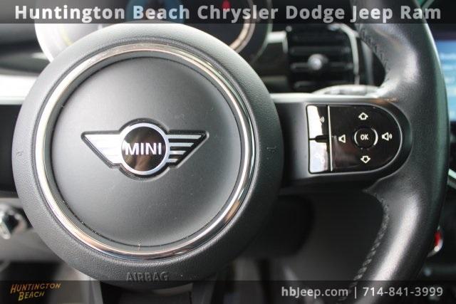 used 2022 MINI SE Hardtop car, priced at $17,350