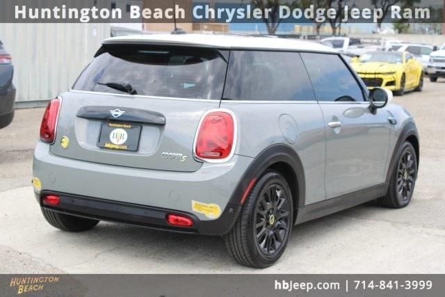 used 2022 MINI SE Hardtop car, priced at $17,350