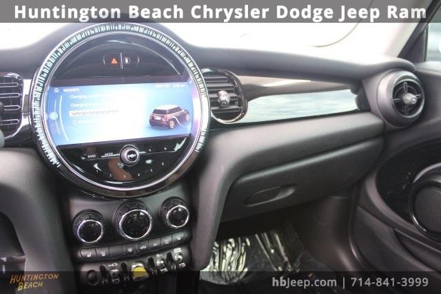 used 2022 MINI SE Hardtop car, priced at $17,350