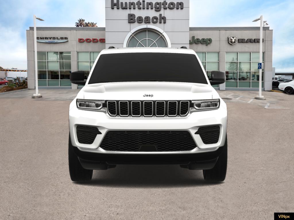 new 2025 Jeep Grand Cherokee car, priced at $37,095