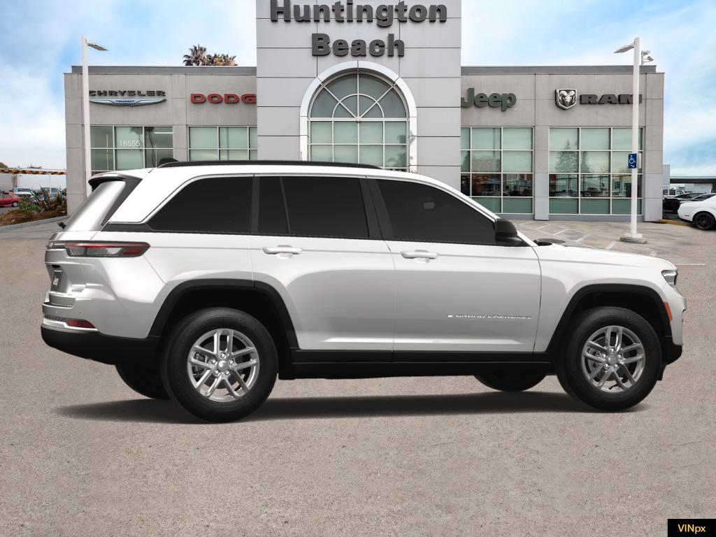 new 2025 Jeep Grand Cherokee car, priced at $37,095