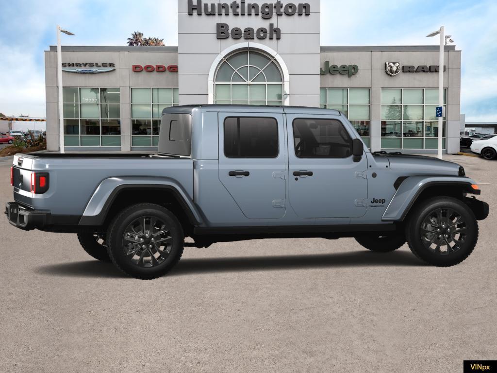 new 2025 Jeep Gladiator car, priced at $41,017