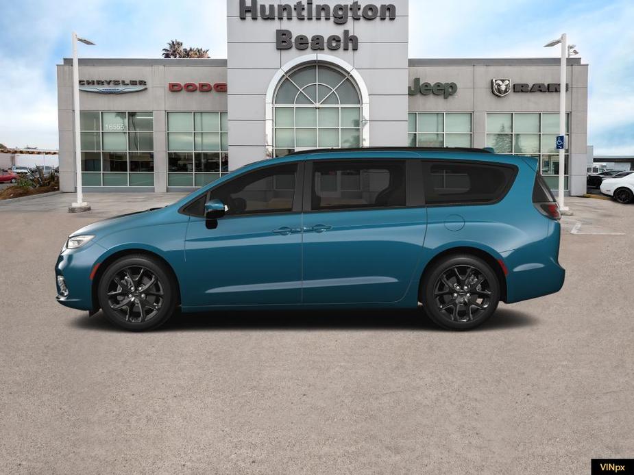 new 2023 Chrysler Pacifica car, priced at $40,600