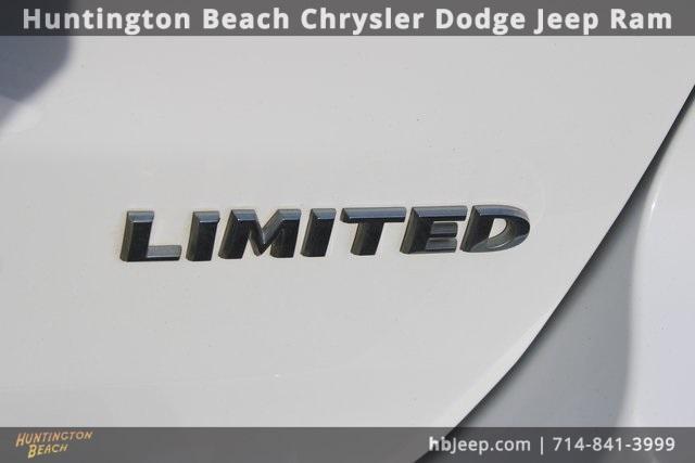 used 2018 Jeep Grand Cherokee car, priced at $19,990