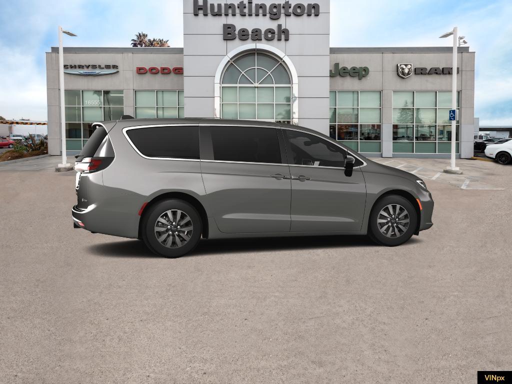 new 2025 Chrysler Pacifica Hybrid car, priced at $39,600