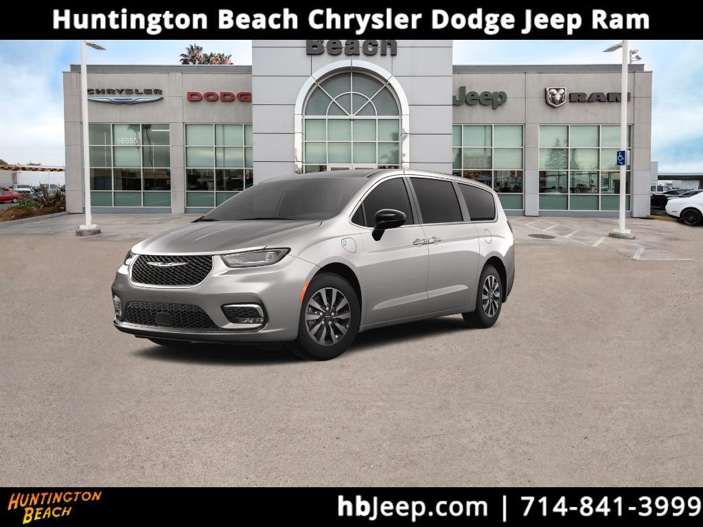 new 2025 Chrysler Pacifica Hybrid car, priced at $39,600