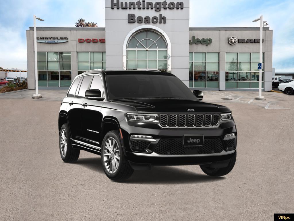 new 2025 Jeep Grand Cherokee car, priced at $49,700