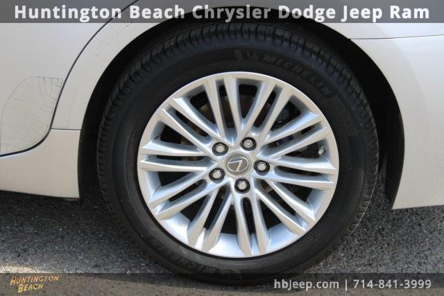 used 2013 Lexus ES 350 car, priced at $12,800