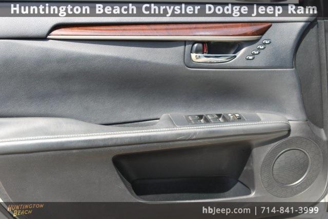 used 2013 Lexus ES 350 car, priced at $12,800