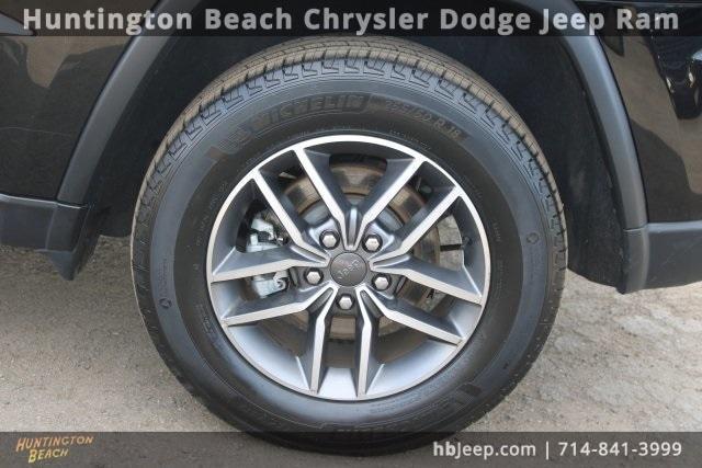 used 2021 Jeep Grand Cherokee car, priced at $18,300