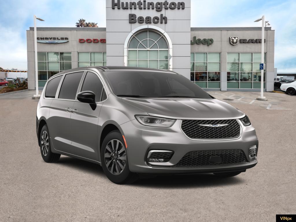 new 2025 Chrysler Pacifica Hybrid car, priced at $36,600